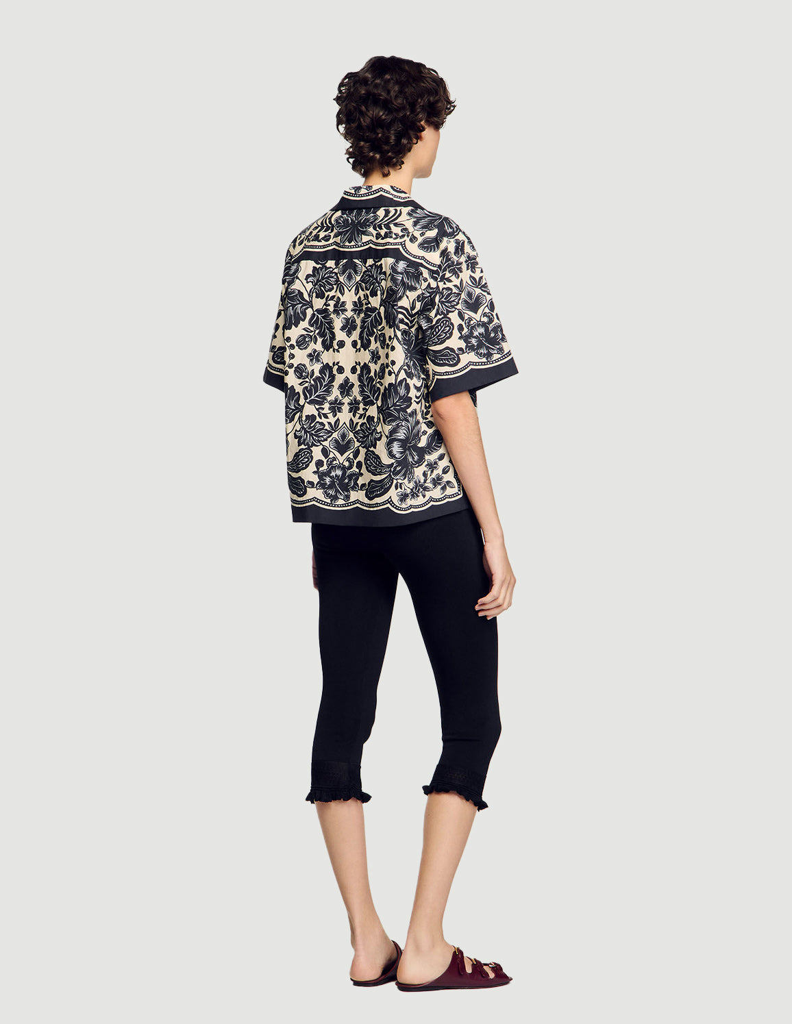 Ecru / Black