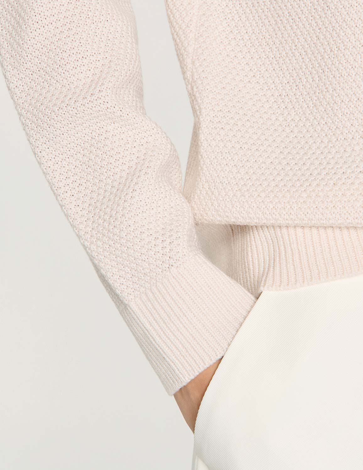 Off White