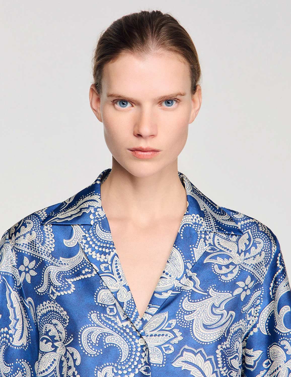 Blue/White