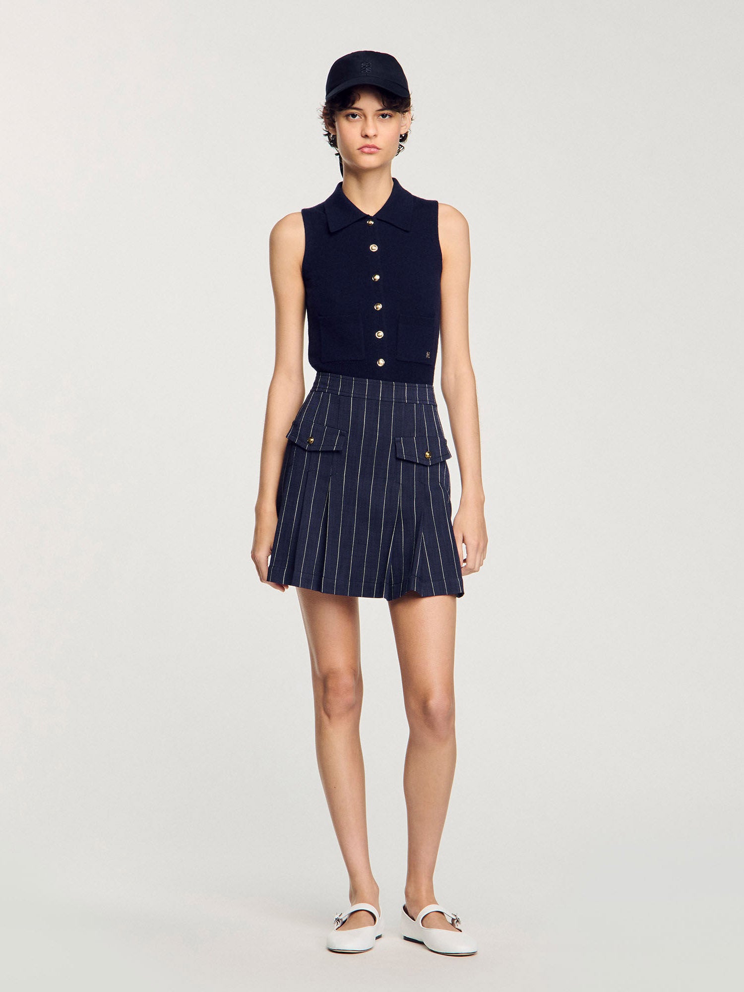 Navy/Off White