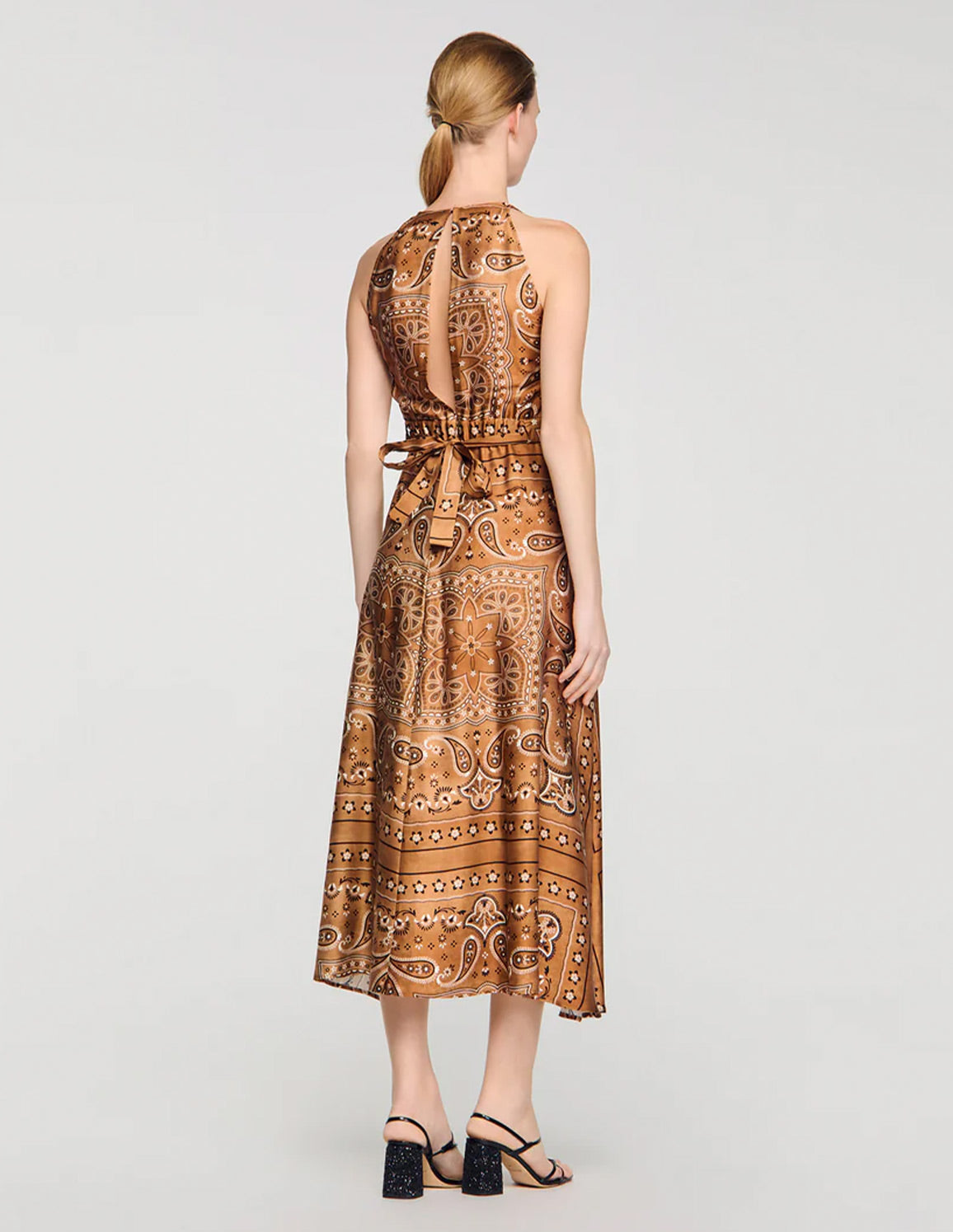 Brown / Black