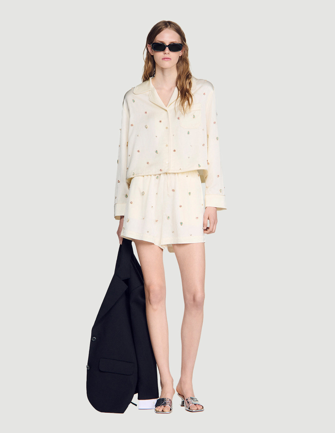 Off White