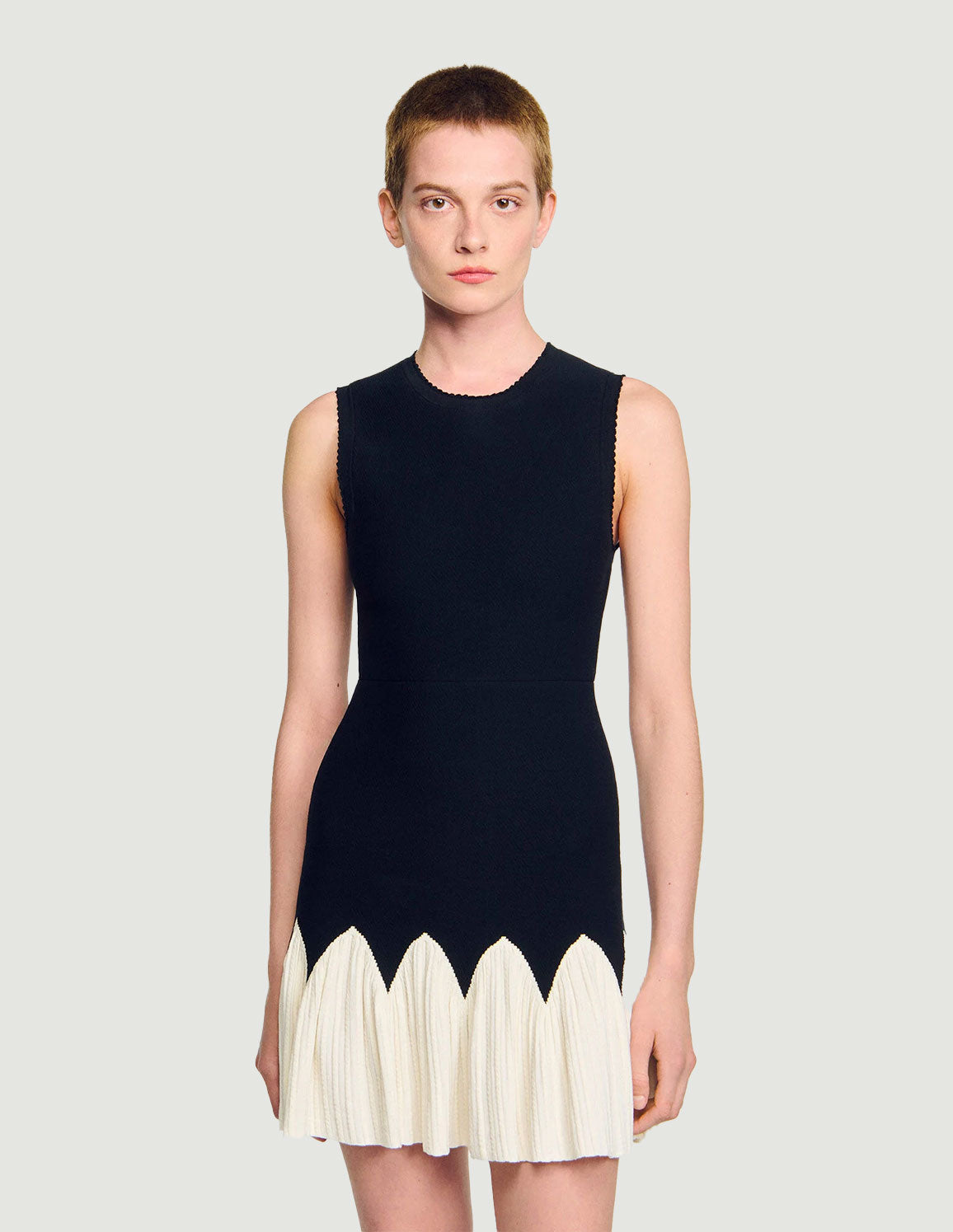 TWO-TONE SHORT KNIT DRESS – SANDRO Egypt